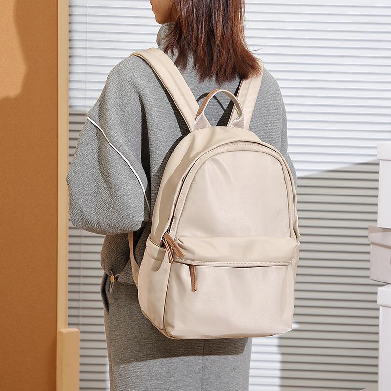 Large Capacity Oxford Fabric Backpack Women's Lightweight Commuter Backpack Student Travel Backpack