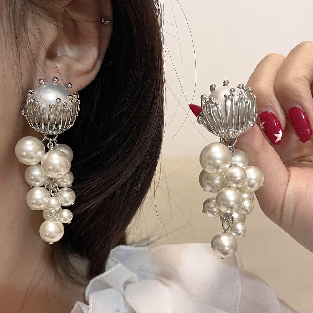 Elegant Grape Shape Earrings Sweet Pearl Beaded Earrings Creative Pear Drop Earrings Women
