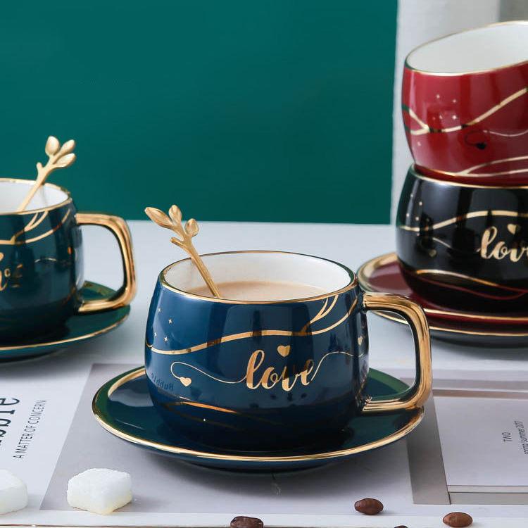 Золотая трассировка Кофейная чашка в скандинавском стиле Блюдо из двух предметов Простая кружка Чашка для воды Кофейная чашка Чашка с молоком Чашка для завтрака Послеобеденный чай Цветочный чай