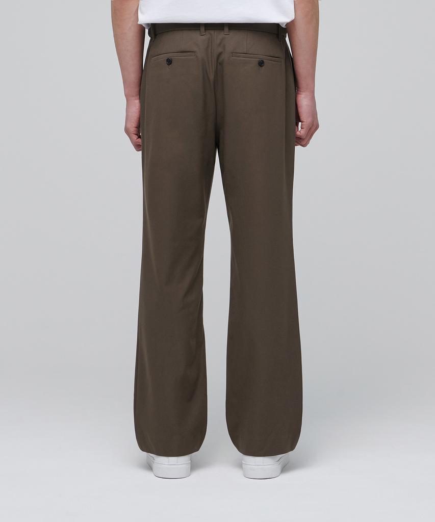 MUSINSA STANDARD Semi Bootcut Hidden Elastic Waist Slacks [Brown]