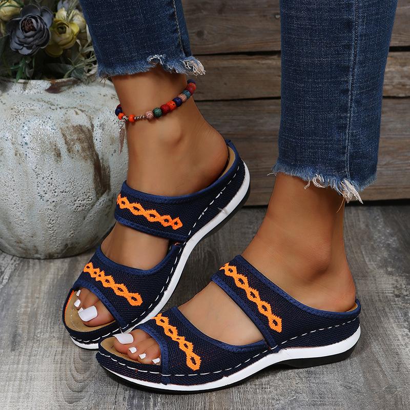 Fashion 2024Slippers Women Summer Fashion Outer Woman Shoes for Low Heels Wedge Sandals Slides Casual Lightweight Breathable Women Shoes