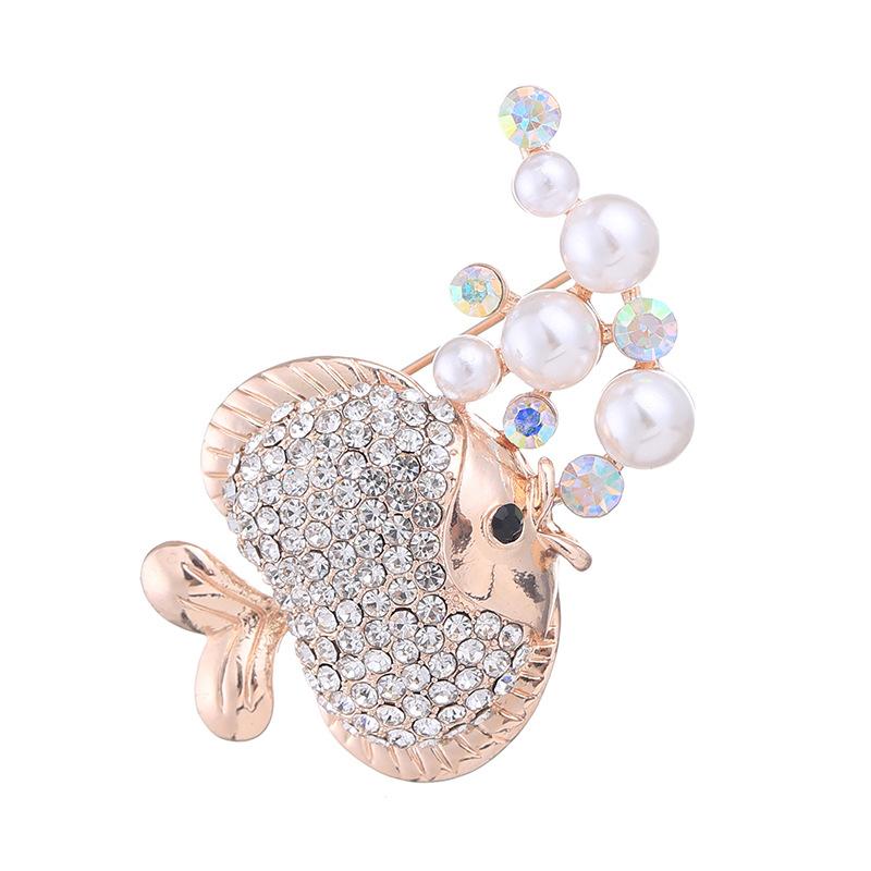 Брошь в виде рыбки-пузырька с жемчугом, симпатичная, инкрустированная бриллиантами, женская, антибликовая, булавка, фиксированная, аксессуары для одежды
