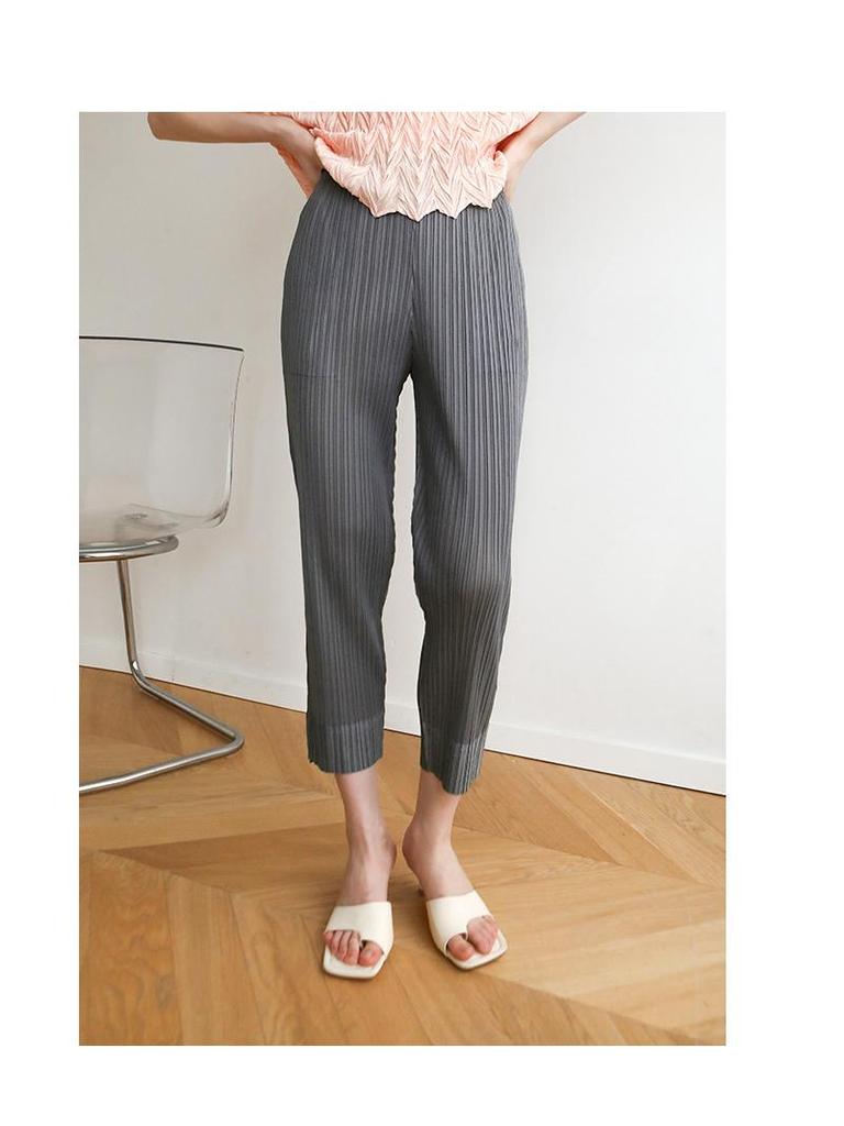 Женские летние укороченные плиссированные брюки Miyake: Модный свободный прямой стиль