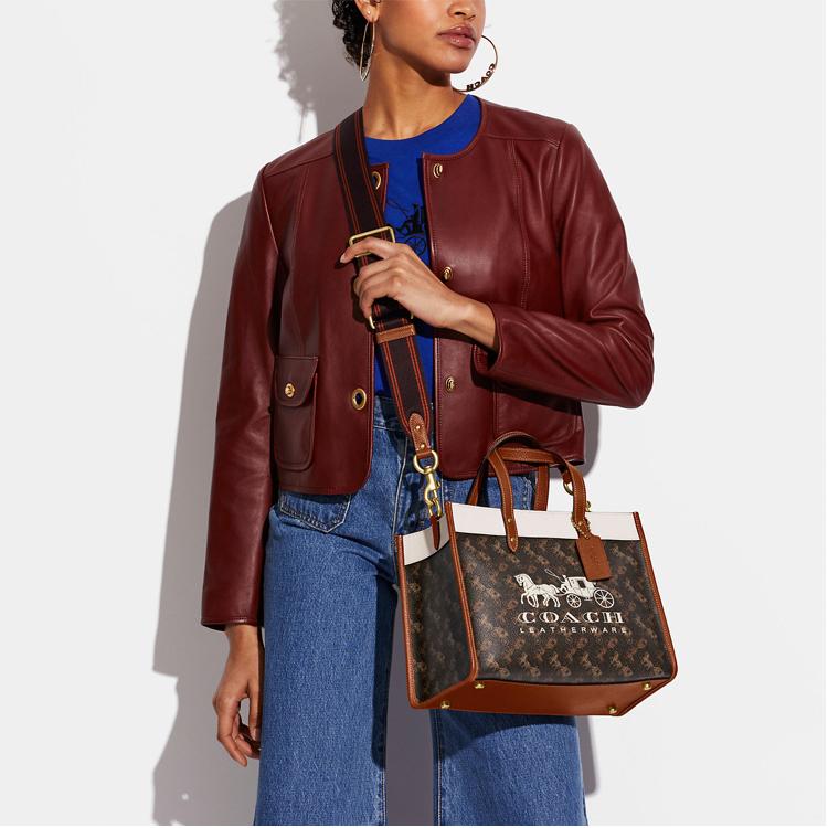 Coach Поле 30 Классическая сумка-тоут с принтом лошади и кареты Color Block Женские сумки-тоут Темно-коричневый Белый C8458-B4TXN