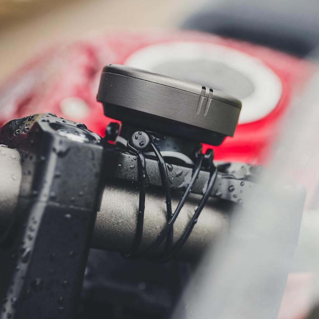 BEELINE Moto II Универсальное ремешковое крепление MNT30-UNI