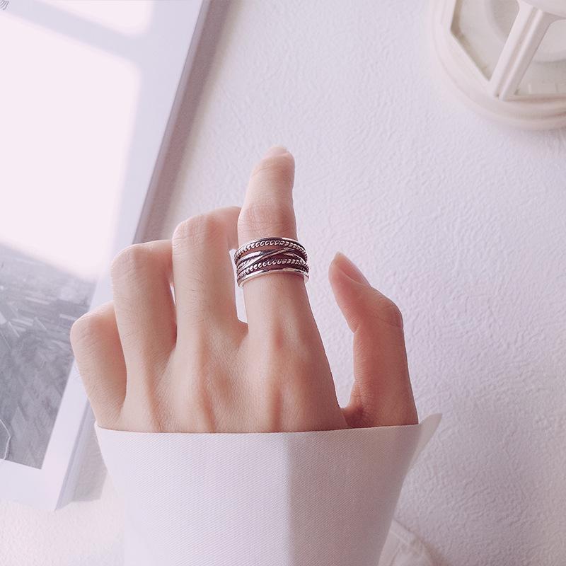 Trendy Minimalist Korean Vintage Stacking Rings for Women - Influencer-Approved Light Luxury Style.