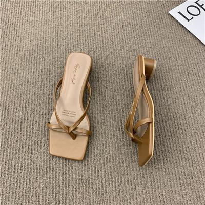 Летние прохладные тапочки на толстом каблуке и платформе, туфли феи 20255 новые простые на среднем каблуке с юбкой, модные сандалии