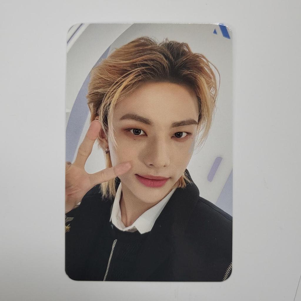 Stray Kids Фотокарточка с мероприятия PILOT JYP SHOP