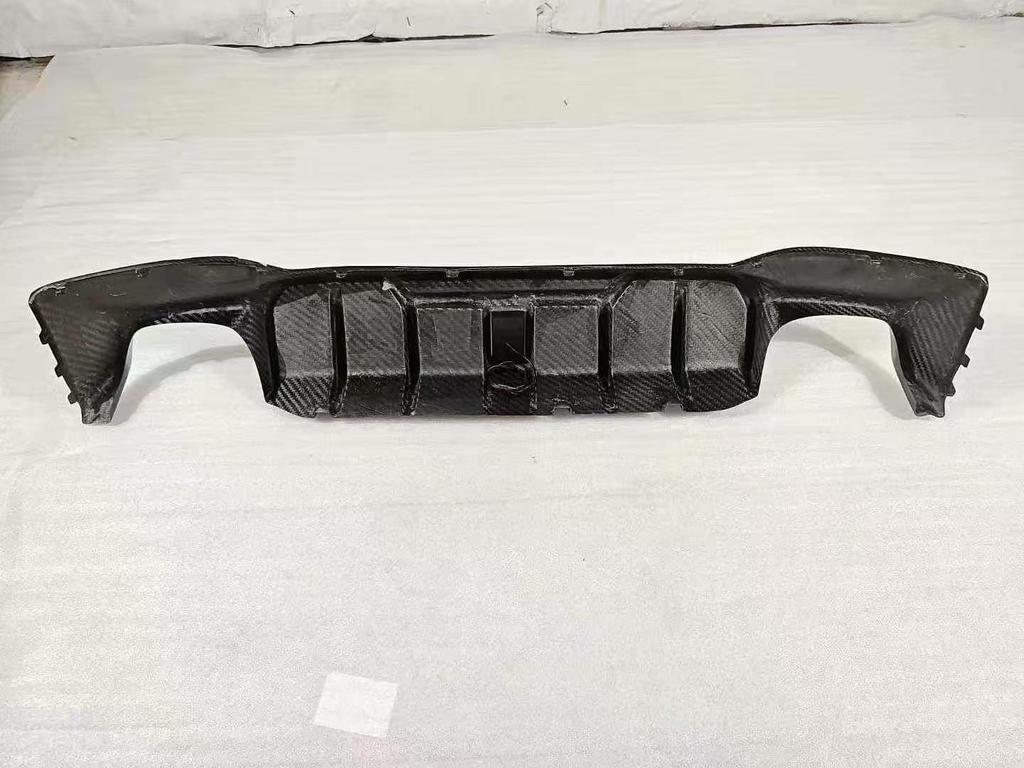 Carbon Fiber Rear Diffuser with Lights for BMW F90 M5