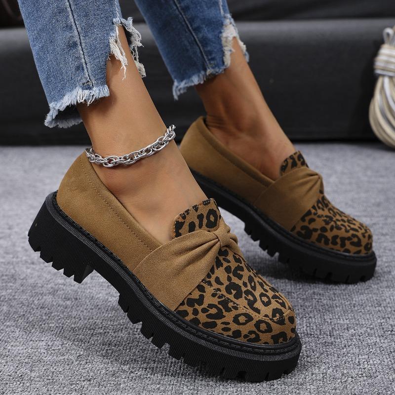 Fashion Large Size Women's Loafers Autumn Winter Fashion Leopard Leather Shoes Comfortable Height Increase Outdoor Non Slip Casual Shoes