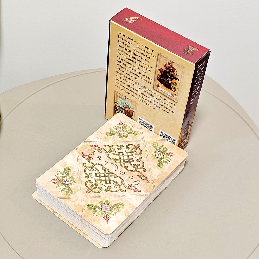 Оракул Старого Стиля 10,5*7,5 см 52 Карты, Вдохновленные Гравюрами из Антикварных Книг, на Двустороннем Текстурированном Картоне 350 г/м²