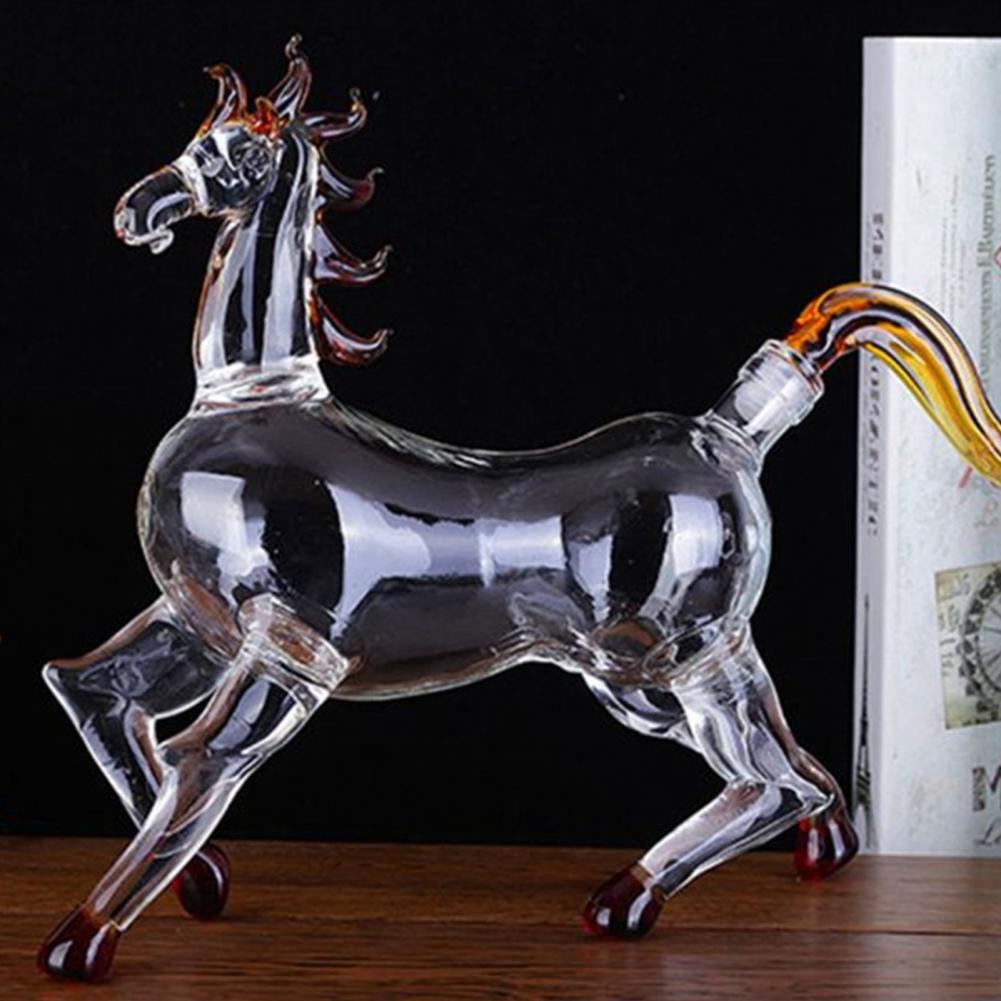 Horse Zodiac Glass Decanter Success at First Try Symbolic Design Hand-Blown Artistic Liquor Dispenser Home Decor Creative Gift