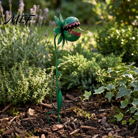 Garden Stakes for Outdoor Decor Venus Flytrap Stake, Metal Carnivorous Plant Yard Decor, Weird Gothic Unique Lawn Ornaments Landscaping Patio