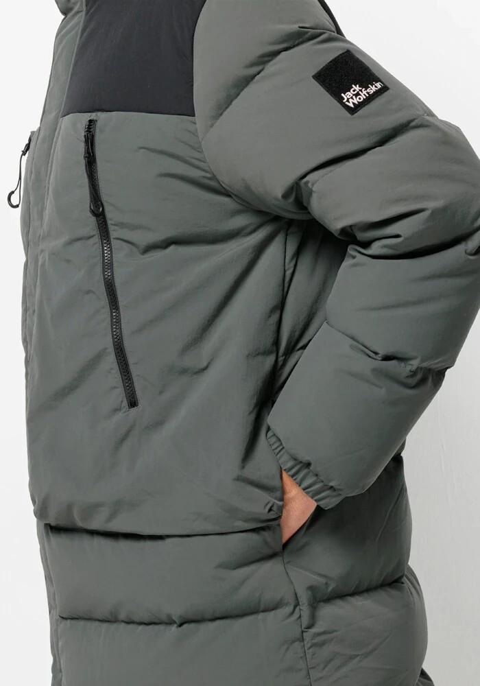 Куртка Jack Wolfskin Dellbrueck Long Jacket шиферно-зеленого цвета
