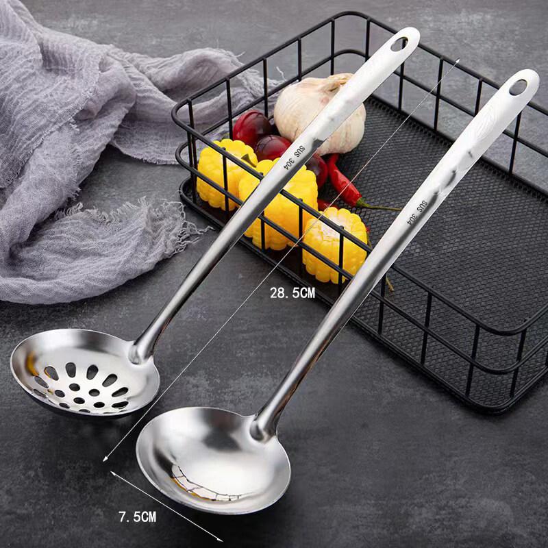 Star 304 Stainless Steel Long-Handled Kitchen Ladle