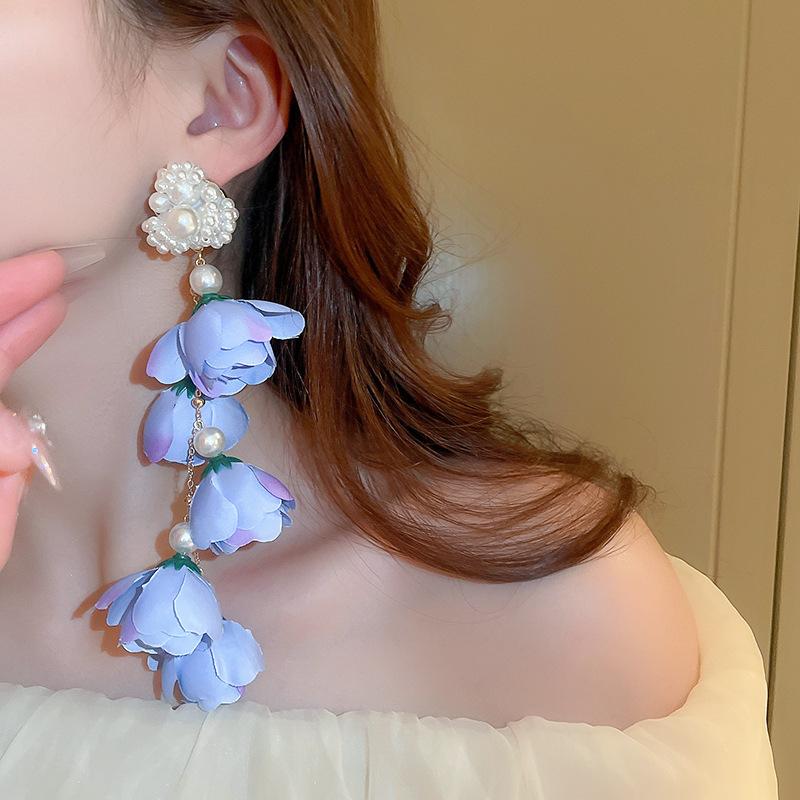 Lace Flower Fringed Gradient Silver Needle Earrings