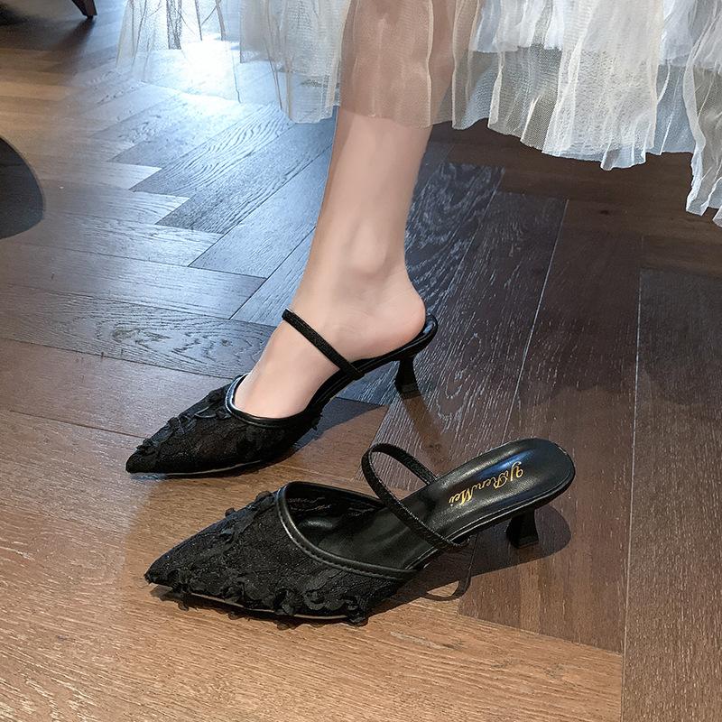 Сяосянфэн острый носок тонкий каблук сумка голова сандалии женская верхняя одежда весна 2025 новый неглубокий вырез один шаг вечерние тапочки