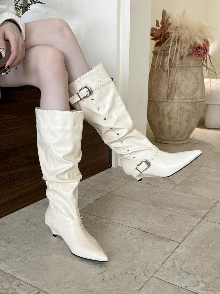 Autumn and winter new pointed head thin heel short with thin temperament French fashion sexy beautiful women's boots