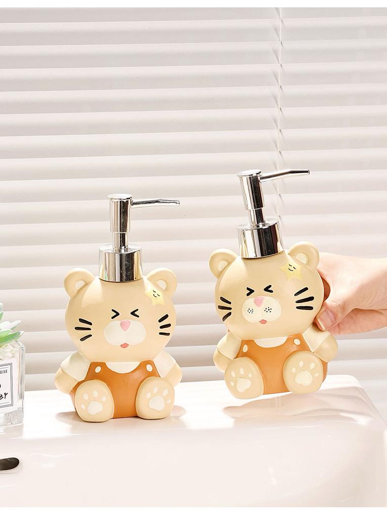 Soap dispenser creative cute ceramic hand sanitizer dispenser bottle for household bathroom and toilet press bottle
