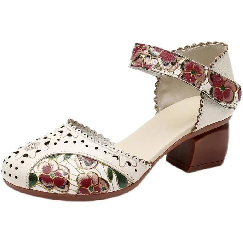 Модная GKTINOO 2025 Летняя Женская Обувь из Натуральной Кожи Женские Ретро Босоножки с Перфорацией Женские Каблуки на Липучке Женские Босоножки на Платформе