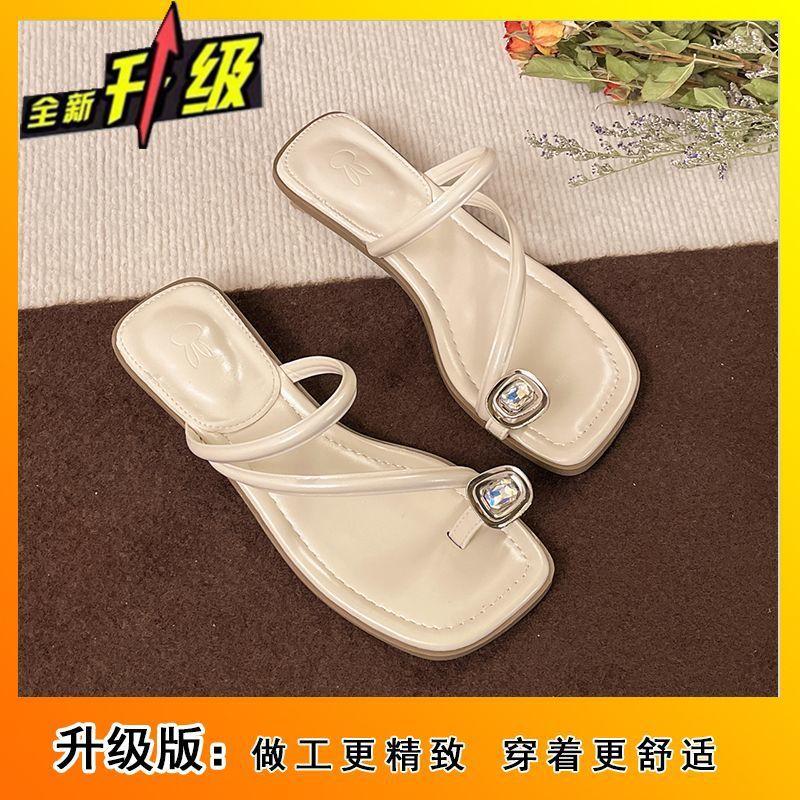 Low Heel Pinch Feet Internet Celebrity Fashion Square Head Cover Toe Cool Slippers 2025 New Flat Beach Flip-flops Women's Summer Wear