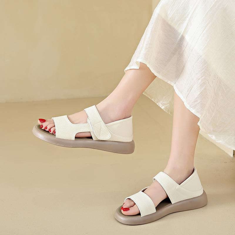 CRLAYDK 2024 Новые женские прогулочные сандалии с ремешком на плоской подошве, летние удобные пляжные шлепанцы с открытым носком, мягкие водонепроницаемые туфли