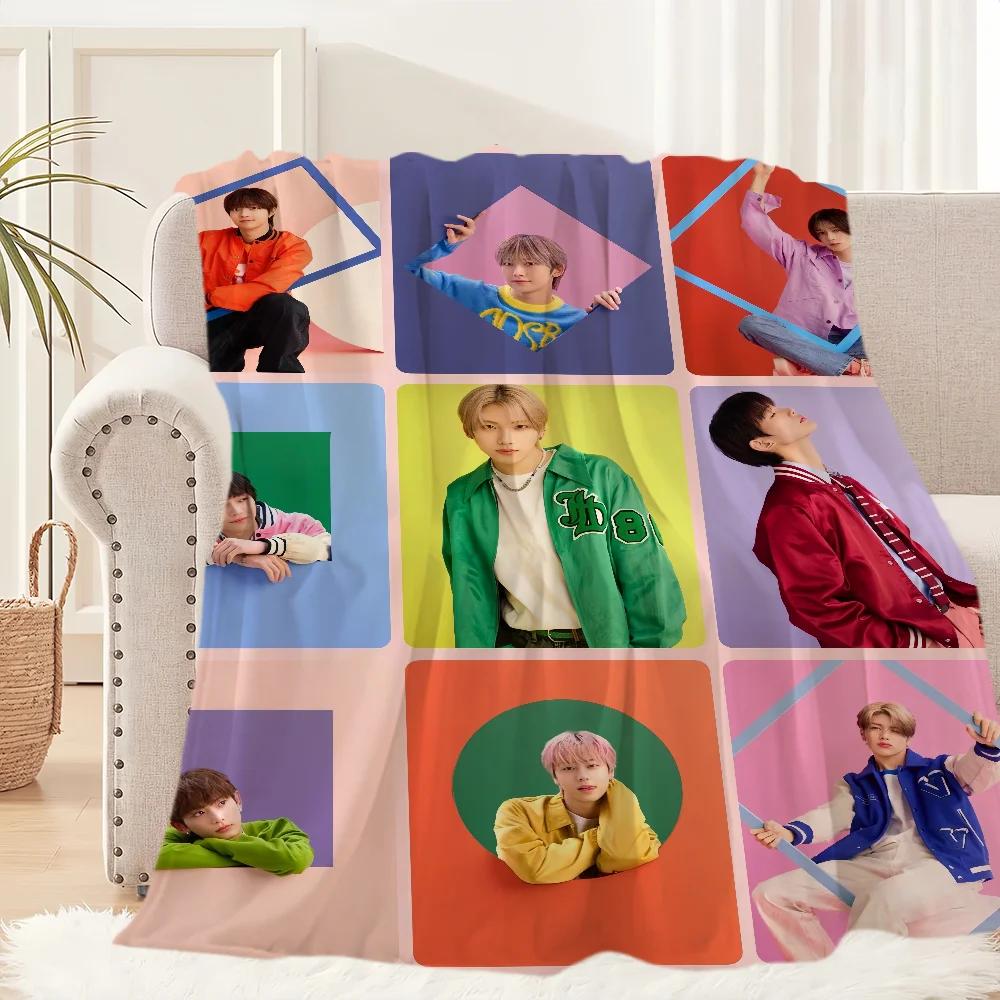 Kpop Boy Group Snow Portrait Flannel Throw Blanket Soft Warm Cover For Sofa Bedroom Dorm Kpop Decor Idol Group Pattern Gift For