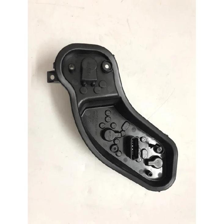 For NISSAN 2011-2018 SUNNY Car Rear Taillight Holder Light Bulb Socket Circuit Board Accessories
