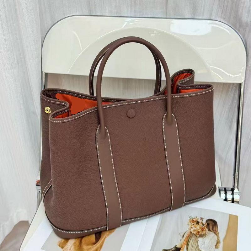 2026 New Genuine Leather Women's Bag Head Layer 30 Garden Velvet Suede Matte Lychee Pattern Handheld Shoulder