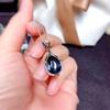 Кулон-капля с глубоким синим камнем в ореоле с верхним акцентным камнем на тонкой цепочке Женское элегантное шейное украшение