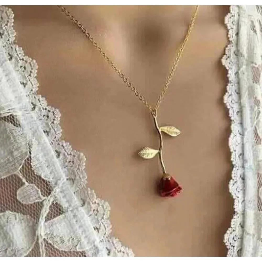 Rose Flower Necklace Custom Charm Necklace Ultimate Rose Flower Beauty and Beast Boho Jewelry Women's Valentine's Day Gift