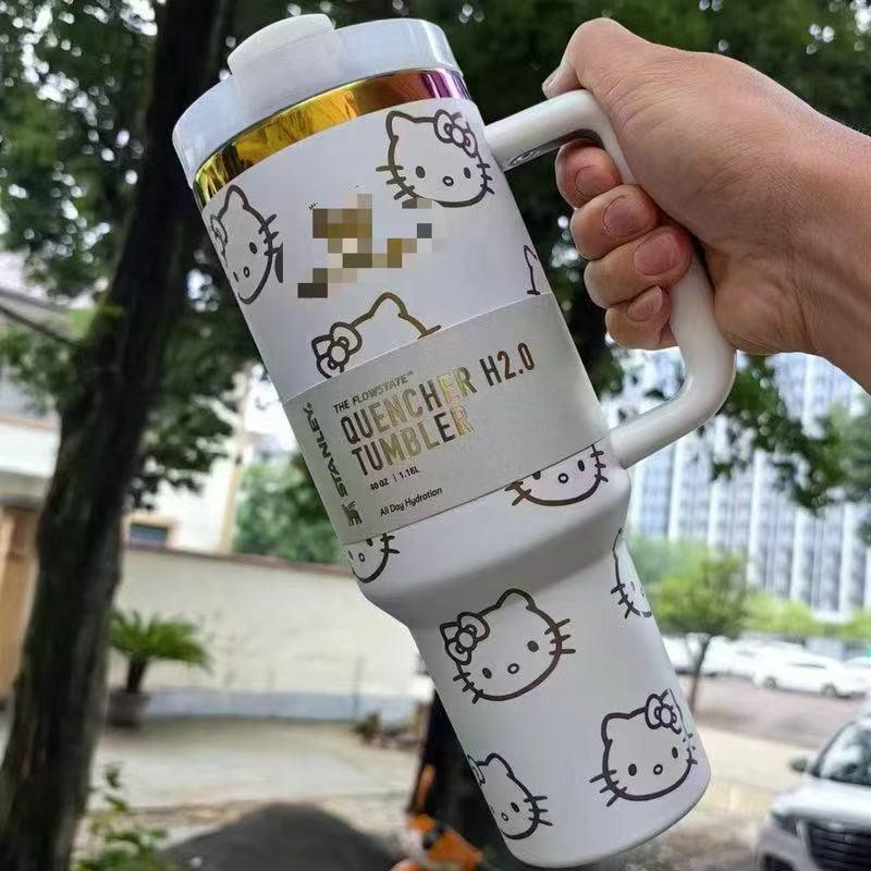 Hello Kitty Vacuum Insulated Travel Mug with Stainless Steel Leak-Proof Lid