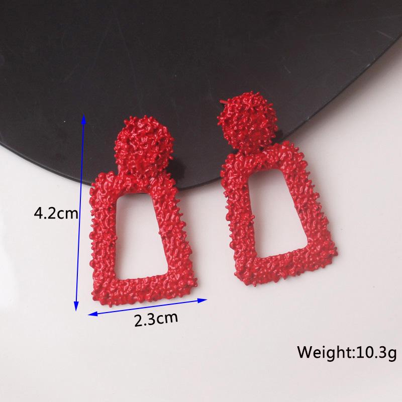 New Wine Red Geometric Hanging Earrings for Women Metal Pendants Dangle Earrings Red Exaggerated Drop Earrings aretes