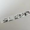 2015 Lambang ABS Atas SL400 SL500 SL550 Huruf Krom Tajam untuk Mercedes Benz R129 R230 R231 Stiker Logo Papan Nama Bagasi Mobil ZF4