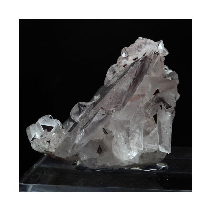 Dolomite Maclé 453.5 carats