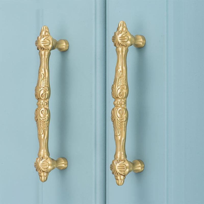French Light Luxury Brass Handle Dresser Door Pulls European Fashion Cabinet Kitchen Knobs Modern Furniture Cupboard Hardwares