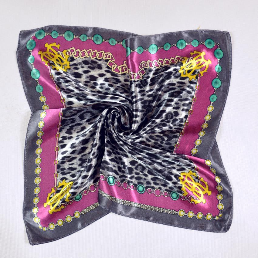New Beige Green Giraffe Silk Scarf Summer Fall Elegant Satin Small Square Head Scarves Fashion Accessories Headband