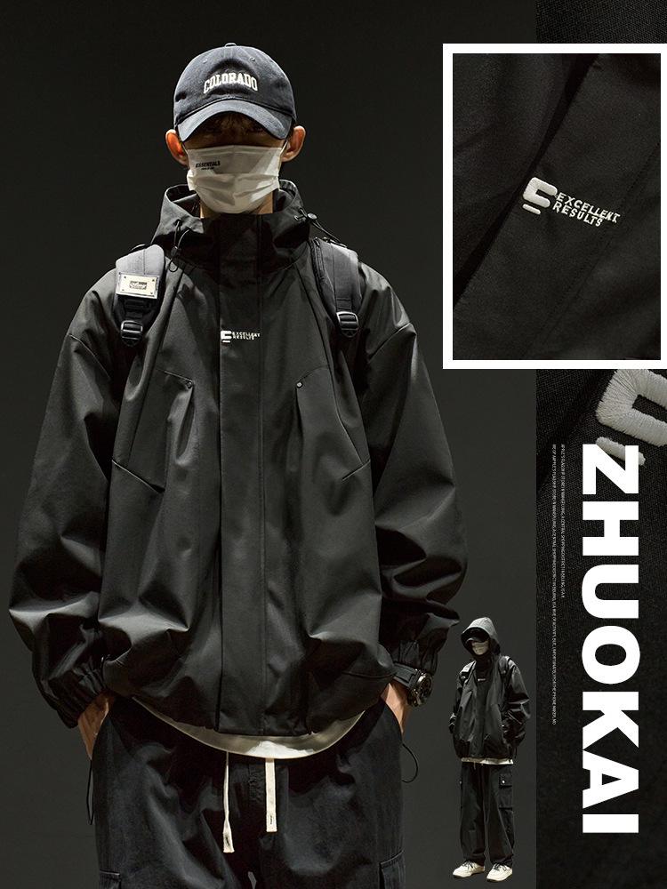 Мужская куртка свободного покроя в стиле ретро с однотонным капюшоном — модная, функциональная и унисекс