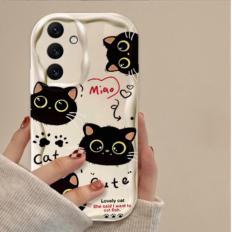 Милый чехол с черным котом с большими глазами для Samsung Galaxy A16 A06 A55 A35 A25 A15 A05 A05S A54 A34 A24 A14 A73 A53 A33 A23 A13 A52 A32 A22