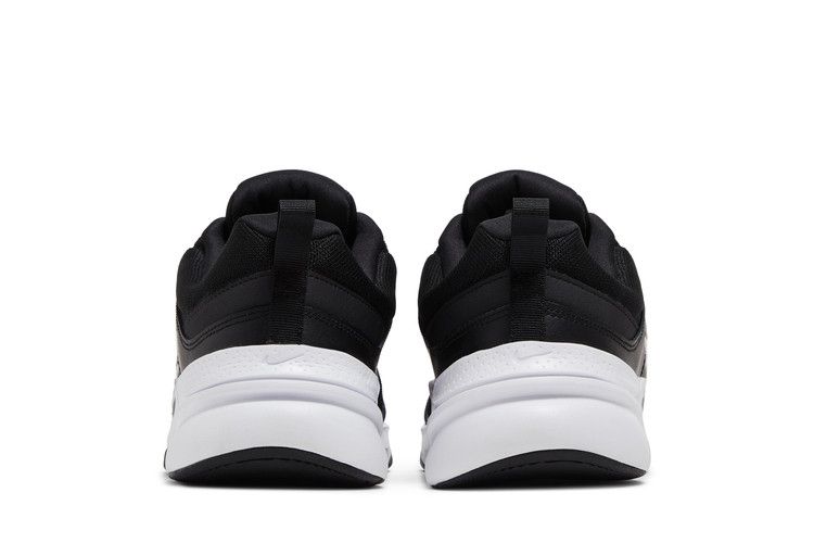 Мужские кроссовки Nike Defy All Day 'Черный Белый'