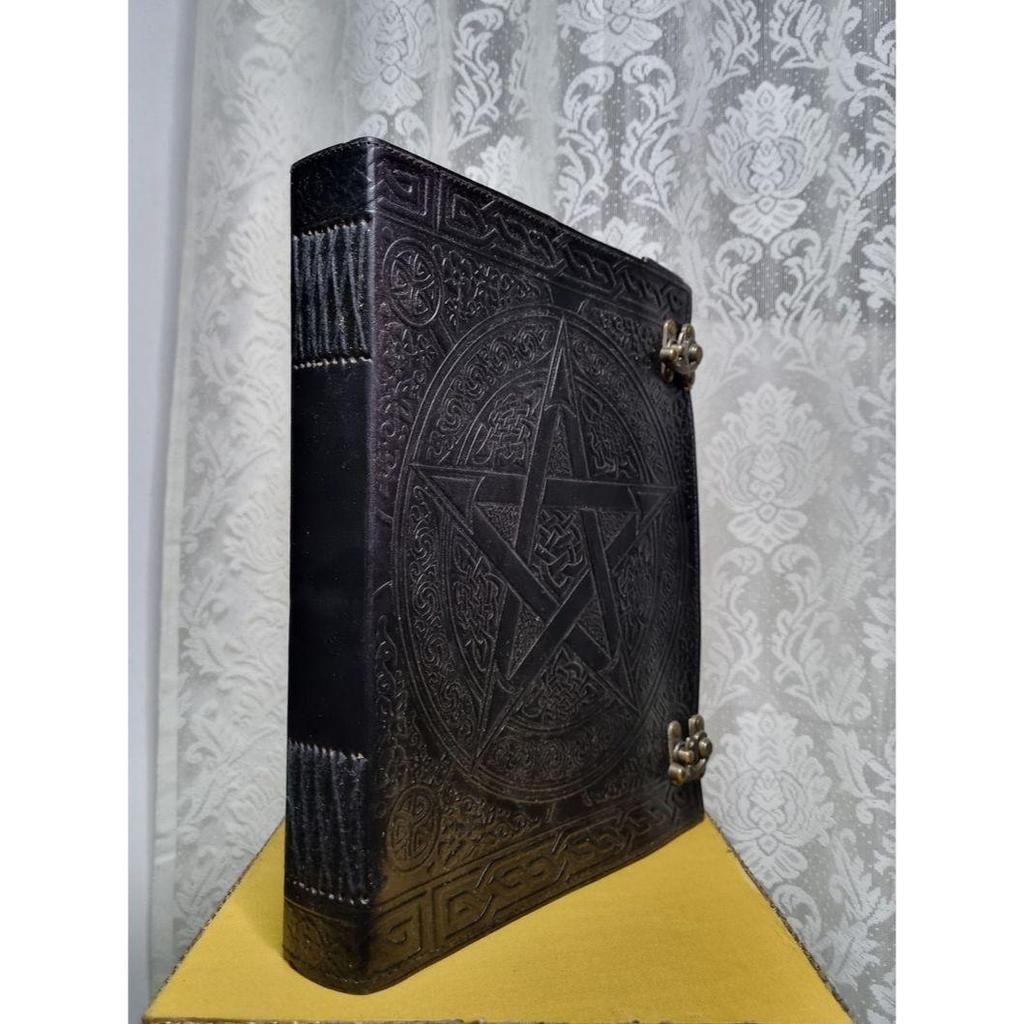 Fat Leather Journal Large 400 Pages Black Pentacle Grimoire Book of Shadow Leather Notebook Journal Blank Handmade Book Sketchbook