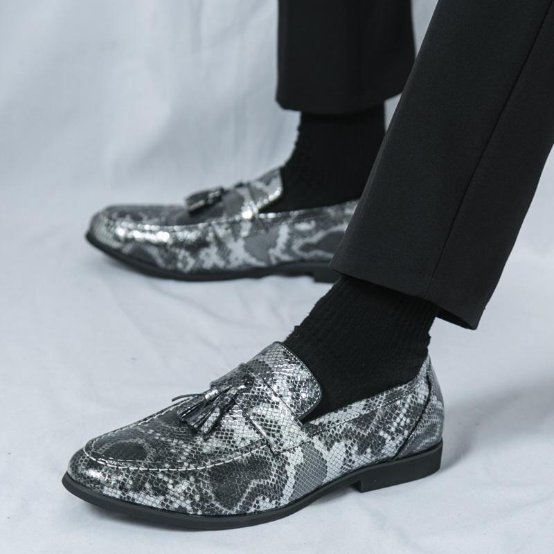 Luxury Designer New Men's Tassel Snakeskin Patent Leather Casual Driving Shoes Formal Wedding Dress Homecoming Zapatos Hombre