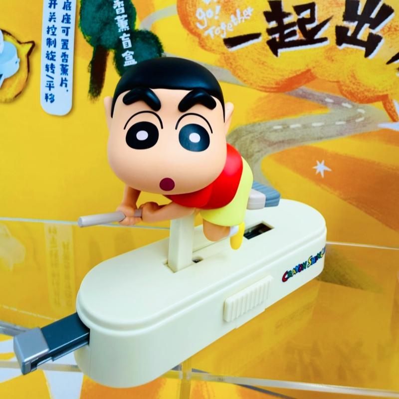 Crayon Shinchan Collectible Figurine Car Air Freshener Desk Ornament Trendy Toy Gift Solar Aromatherapy For Car