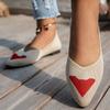 Женские трикотажные туфли с острым носком и плоской подошвой, сандалии в форме сердца