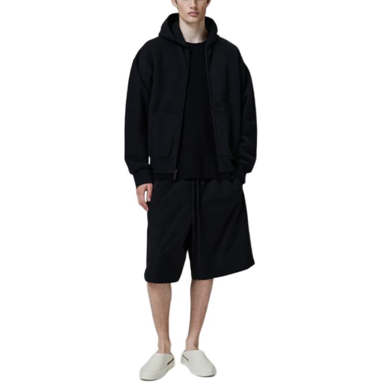 Fear of God Essentials Свободные флисовые шорты с кантом Черный/Облачно-белый Мужские Низ 160SP254550F
