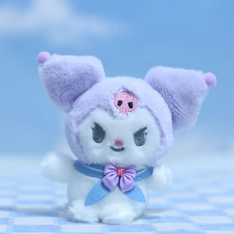 Очаровательная плюшевая игрушка-брелок Sanrio Kuromi Melody Cinnamoroll в мультяшном стиле.
