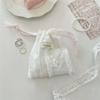 Простой милый кружевной мешочек на шнурке для хранения женских мелочей, маленькая тканевая сумка, кошелек для монет, косметичка, органайзер для помады, подарочная сумка