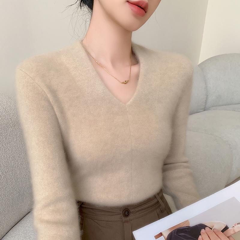 Women's Soft Cashmere V-Neck Base Layer Top, Slim-Fit Wool Knit Sweater for Autumn/Winter 2026