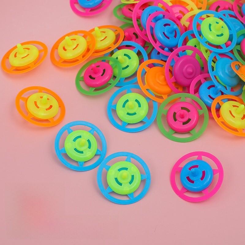 Plastic Spin Gyroscope Toy For Children With Colorful Candy Design And Traditional Play Use