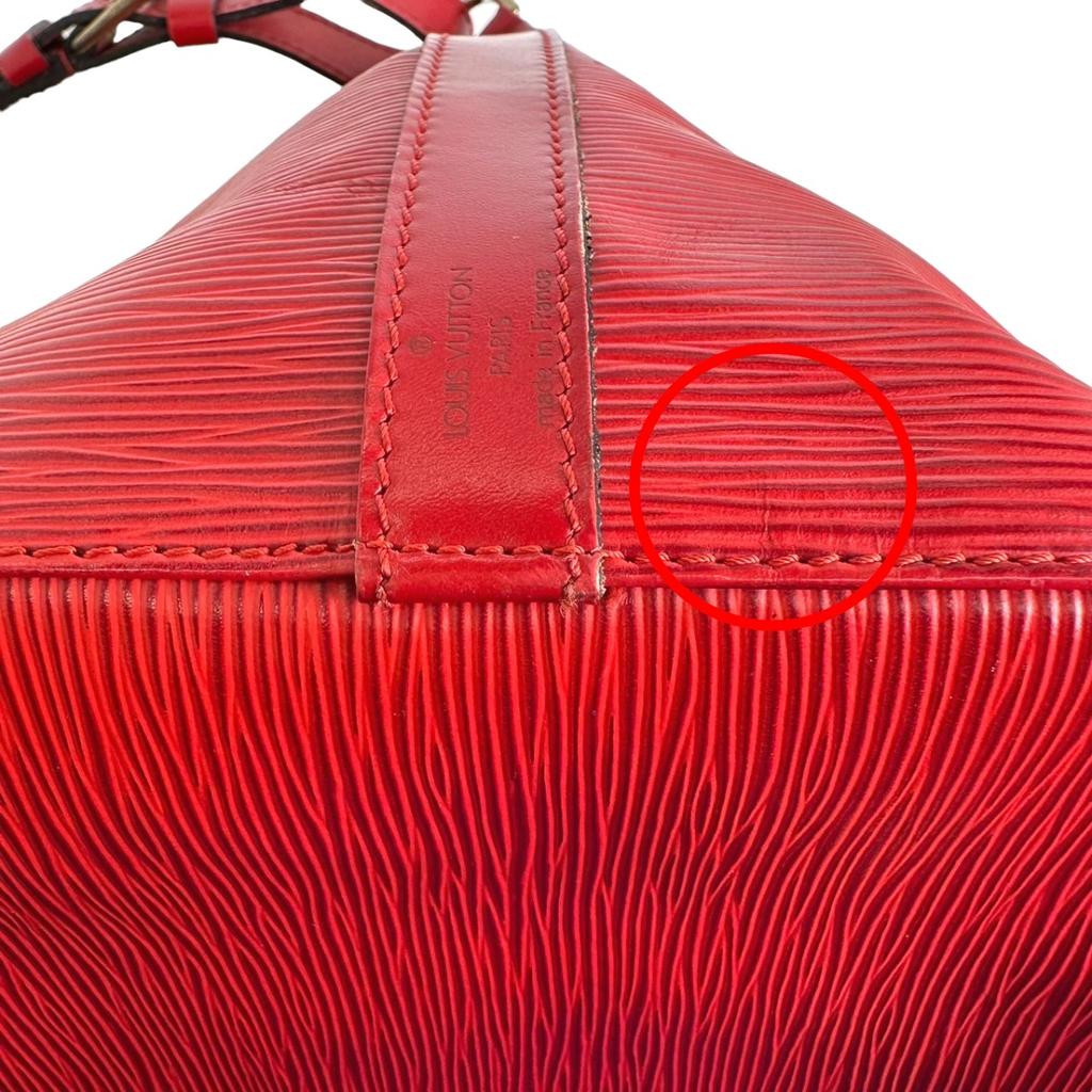 LOUIS VUITTON Epi Drawstring type Shoulder Bag Epi Leather Castarian red M44107 Used